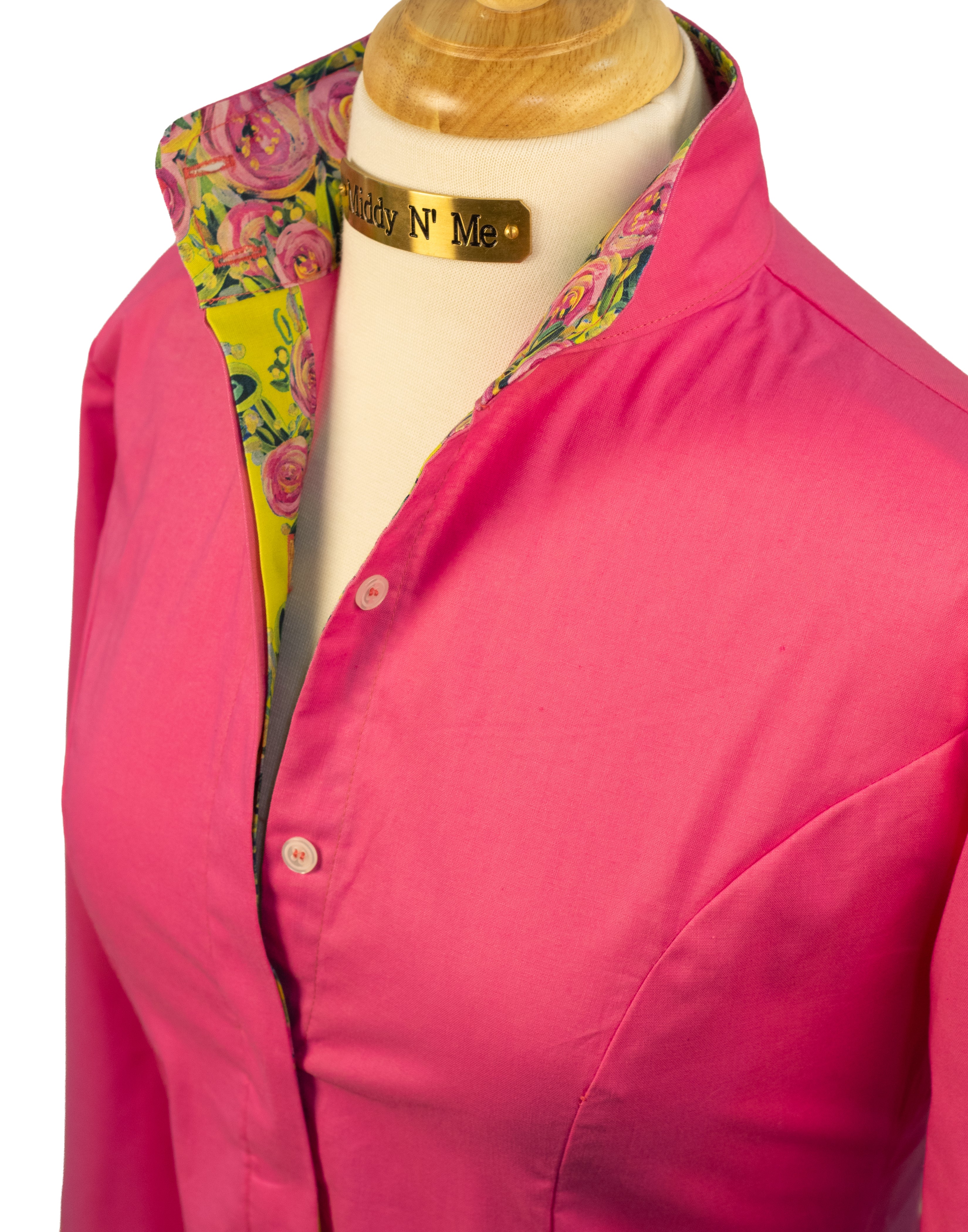 RUN FOR THE ROSES ON PINK / SIZE 4 / 28" / LONG SLEEVE