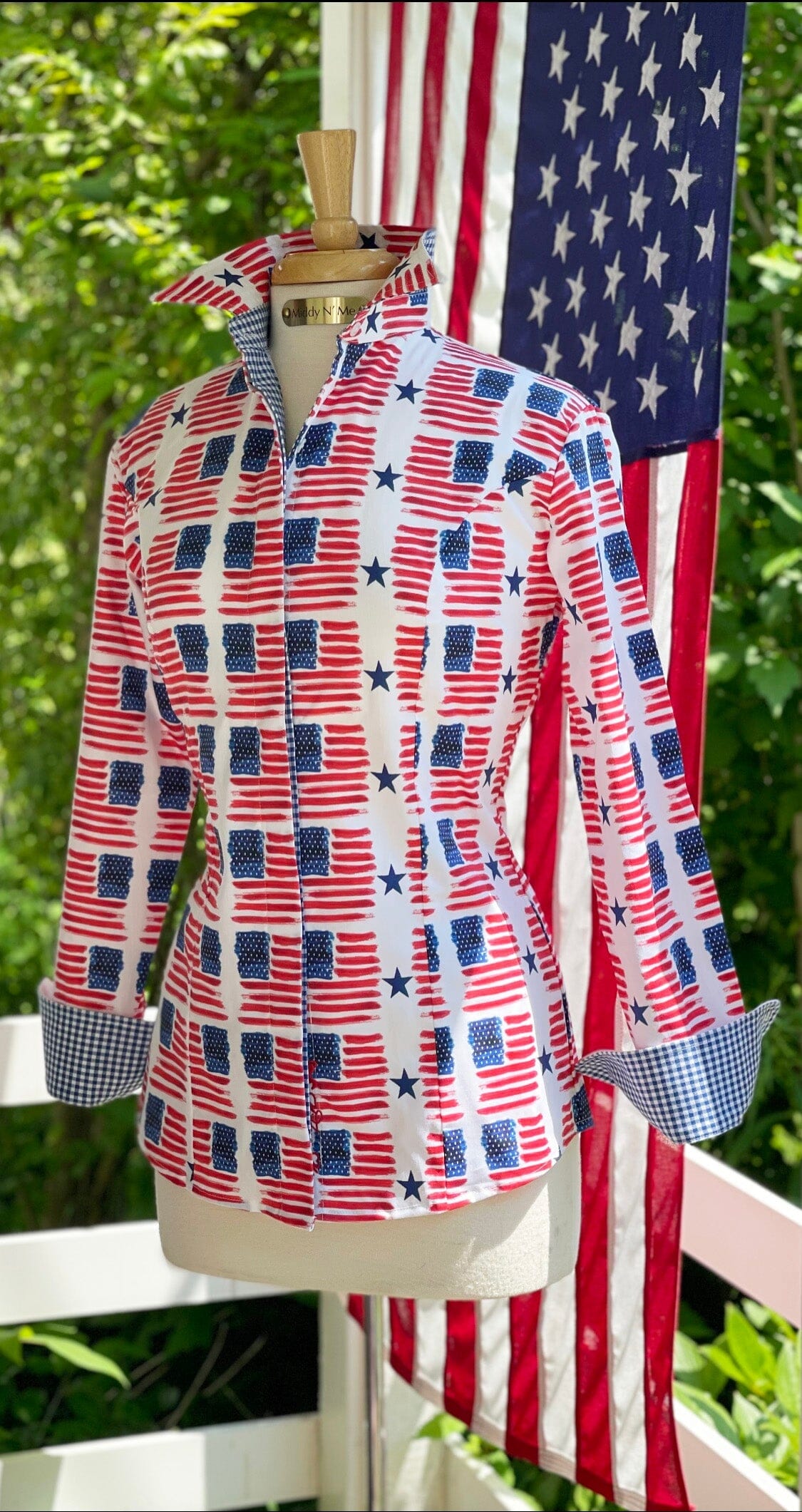 LOVE, AMERICAN STYLE SHIRT SAMPLE SIZE 4 / LONG SLEEVE / 28" - Middy N' Me
