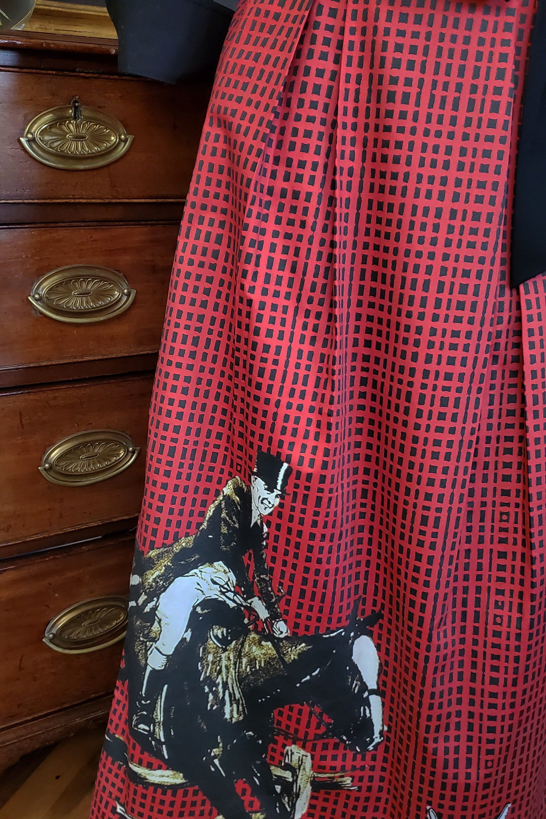THE DUKE SKIRT IN CRIMSON - Middy N' Me