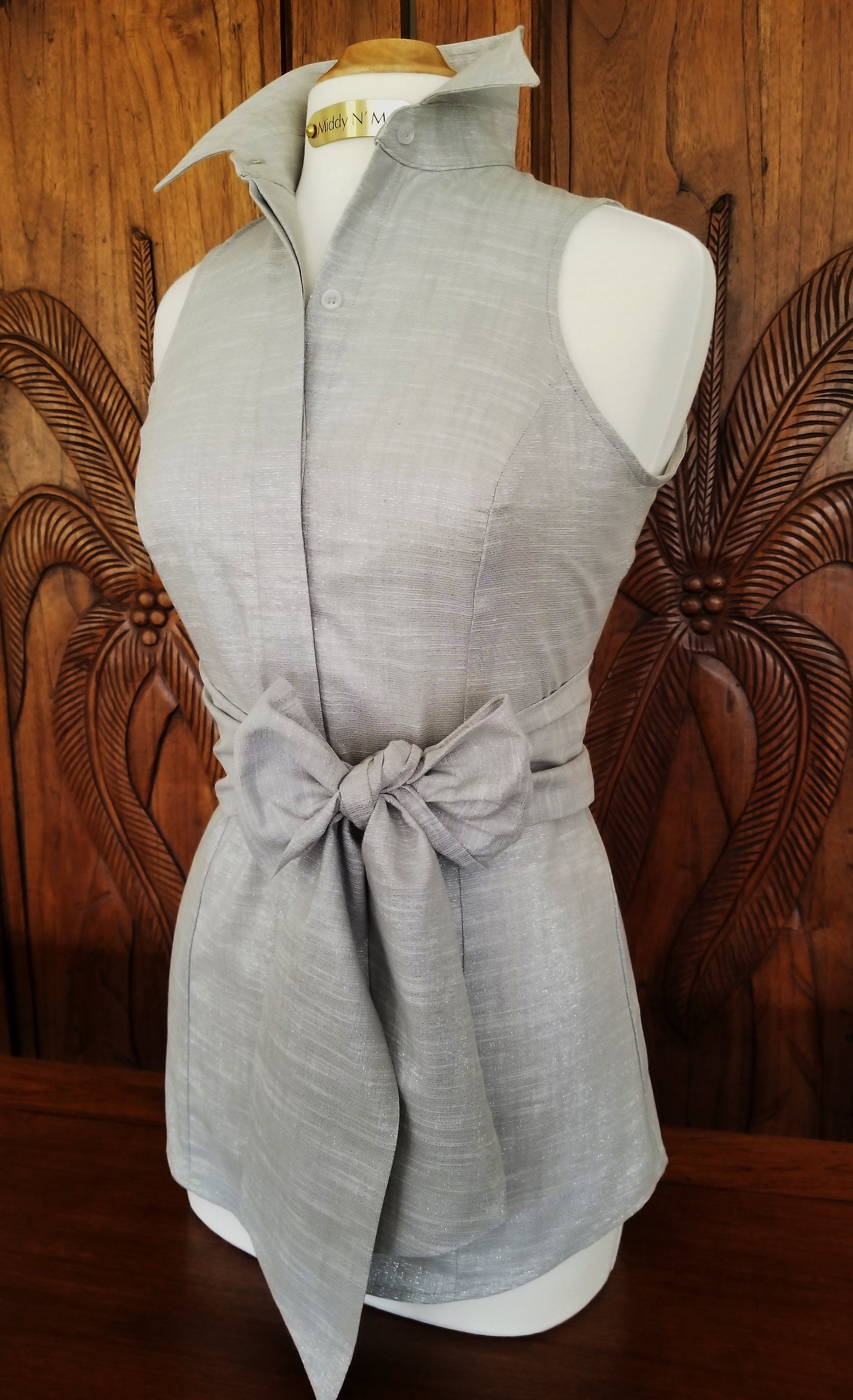 SUMMER SHIMMER SHIRT WITH SASH IN PLATINUM - Middy N' Me